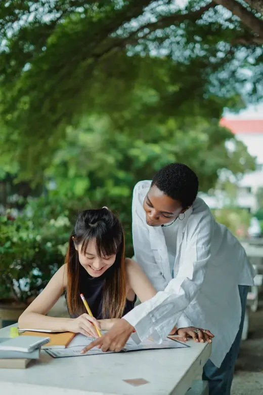 Sesi belajar bersama tutor